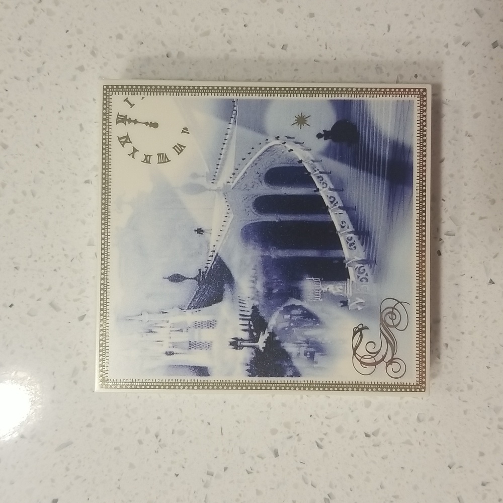 Sephora eyeshadow palette, Disney collection